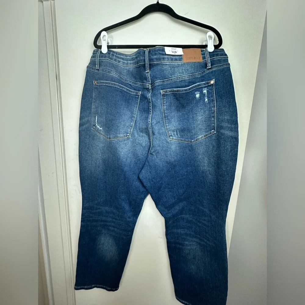 Judy Blue HiWaist Slim Fit Tummy Control Dark Wash Slight Distress Jeans NWT 22W